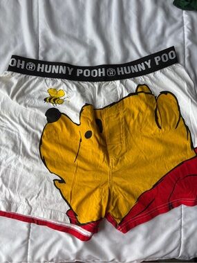 Vintage Winnie The Pooh Honey Graphic Boxer Shorts - White/Yellow/Red RARE